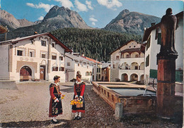 Scuol - Tarasp - Vulpera 1250 M - Dorfplatz Scuol Mit Museum - Folk Costumes - 1971 - Switzerland - Used - Scuol