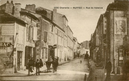 16. CHARENTE - RUFFEC - Rue De Valence. - Ruffec