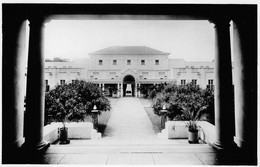 Victoria Falls, Hotel Victoria Falls, Courtyard - Zambie