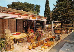 ROQUEBRUNE-sur-ARGENS - Vannerie - Poterie Brin D'Osier, J. Vauthier, Avenue Du Général De Gaulle - Roquebrune-sur-Argens