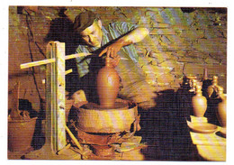 Artisanat --métier  -- Le Potier ...(animée).........carte Toilée .......à Saisir - Artigianato
