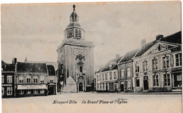 Nieuport-Ville. La Grand'Place Et L'Eglise - Nieuwpoort