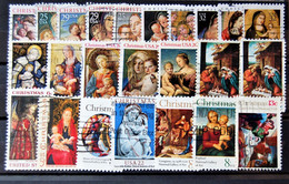 USA US - 24 Christmas Madone & Child All Differents Stamps Used - Sammlungen