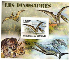 Burundi 2011  - Dinosaures - Feuillet De Luxe - Pterosaurus - Prehistorics