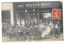 VICHY (03) Devanture De Café Au Petit Pot Au Rendez Vous Des Chauffeurs Superbe Animation - Vichy