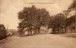 Lembeye * Un Coin De La Place Du Forail * Rue - Lembeye
