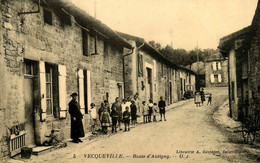 Vecqueville * Route D'autigny * Villageois * Homme D'église * Enfants - Other & Unclassified