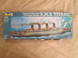 VAUT AU MOINS 20.50 Euros En Magasin !!  Maquette Plastique à Monter BATEAU TITANIC 1/570 Complète Et Non Commencée - Barcos