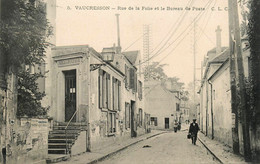 Vaucresson * Rue De La Folie Et Bureau De Poste * Ptt * Coiffeur - Vaucresson