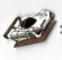 Pin's  Sport  Automobile  F 1  PEUGEOT  905  Avec  Marque  Carburant  ESSO, LEMUET  90  Ans - Peugeot