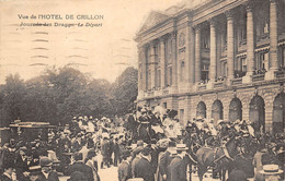 PARIS-75004-VUE DE L'HÔTEL DE CRILLON- JOURNEE DES DRAGGS- LE DEPART - Arrondissement: 04