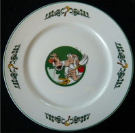 ASTERIX ASSIETTE PORCELAINE PANORAMIX - El Arte De La Mesa