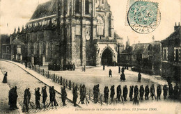 Blois * Le 13 Février 1906 , Inventaire De La Cathédrale * Thème Grève Grèves Inventaires - Blois