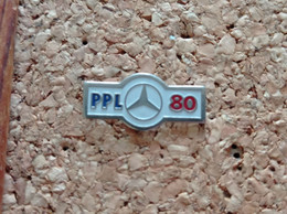 PINS AUTOMOBILE MERCEDES PPL 80 - Mercedes