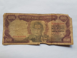 URUGUAY MIL PESOS, 1000 $ THOMAS DE LA RUE Serie A 02241568  General ARTIGAS - Uruguay