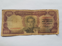URUGUAY MIL PESOS, 1000 $ THOMAS DE LA RUE Serie A 06989947 General ARTIGAS - Uruguay