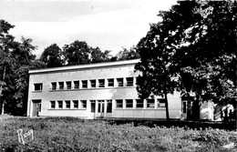 Varades * Colonie De La Ste Famille * Soeurs De Grillaud * Nouveau Bâtiment * Dortoir - Varades