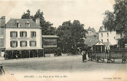 Dinard * La Place De La Ville En Bois * Hôtel Restaurant De La Paix - Dinard