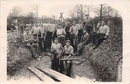 GROUPE-DE-TRAVAILLEUR-TERRASSEMENT -CARTE-PHOTO-A SITUER - Artisanat