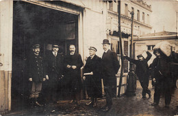 GROUPE-DE-TRAVAILLEUR D'USINE-CARTE-PHOTO-A SITUER - Kunsthandwerk