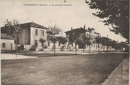 VENISSIEUX - RHONE - LE GROUPE SCOLAIRE - ANNEE 1933 - Vénissieux