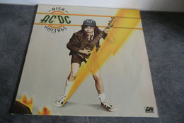 Disque - A C / DC - High Voltage - Atlantic ATL 50257 -  Germany  1976 - Hard Rock En Metal