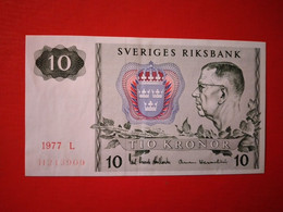 SWEDEN 10 KRONOR 1977 EF  D-0094 - Suède