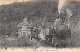 Malavaux           03         Intérieur De La Gare Train             (voir Scan) - Autres & Non Classés