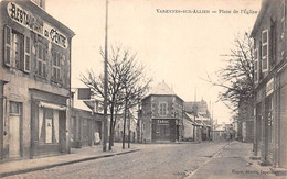 Varennes Sur Allier         03     Place De L'Eglise. Restaurant Du Centre       (voir Scan) - Autres & Non Classés