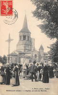 Marcillat          03     L'église Et Un Coin Du Marché        (voir Scan) - Sonstige & Ohne Zuordnung