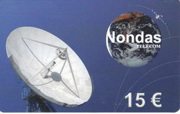 TARJETA DE NONDAS TELECOM DE UNA ANTENA PARA SATELITE (SATELLITE) - Space