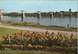 JARGEAU. - Bords De Loire- Le Pont . CPM Dentelée - Sonstige & Ohne Zuordnung