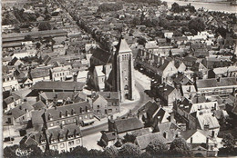 CHATEAUNEUF-sur-LOIRE. - L'Eglise Et La Grande Rue. Vue Aérienne RARE - Other & Unclassified