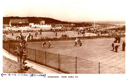 DONAGHADEE : TENNIS / BOWLS / ETC. - CARTE VRAIE PHOTO / REAL PHOTO POSTCARD - ANNÌE / YEAR ~ 1930 (af598) - Down