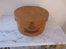 Boite A Chapeau Ancienne, Hauteur 24cm, Longueur 40cm , Largeur 38cm - Andere & Zonder Classificatie