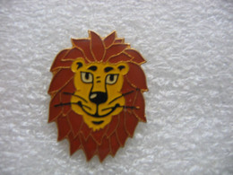 Pin's Portrait Du Roi Lion - BD