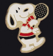 67421- Pin's. Snoopy . Chien. Comic Strip Peanuts. Beagle. Charlie Brown - BD