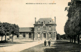 Mézières Sur Seine * Les écoles * Groupe Scolaire - Autres & Non Classés