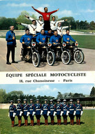 Moto Motocyclisme * équipe Spéciale Motocycliste De La Police * 18 Rue Chanoinesse Paris * Motos Acrobate Uniforme - Motorräder