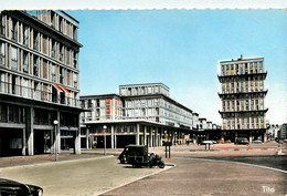 Le Havre * Quai Southampton * Automobile Voiture Ancienne - Hafen