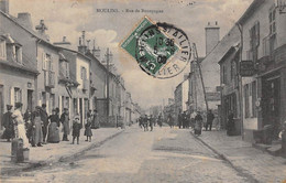 Moulins          03        Rue De Bourgogne. Epicerie Alibert      (voir Scan) - Moulins