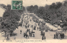 Moulins          03         Vue Générale Du Marché Aux Bestiaux Cours De Bercy   (voir Scan) - Moulins