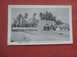 New York >  Denny's Motel  6 Miles West Of Albany     Ref 4430 - Albany