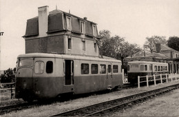 Carhaix * Autorail Automotrice * Train Ligne Chemin De Fer Finistère * Photo Ancienne Format Carte Photo Cpa - Carhaix-Plouguer