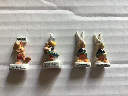 Lot 4 Fèves Astérix De Différentes Séries - Cartoons