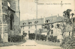 Gonesse * Square De L'église Et Ancien Hôtel Dieu - Gonesse