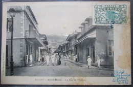 Reunion Ile Saint Denis Rue De L'eglise Cpa Timbrée - Saint Denis