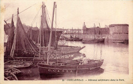 Concarneau * Bâteaux Sardiniers Dans Le Port - Concarneau