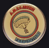 67633-Pin's.AMSLF Frjus.Parachutisme. - Paracaidismo