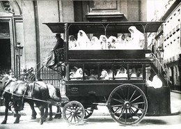 Reproduction Paris 1900  Attelage   Première Communion - Taxis & Huurvoertuigen